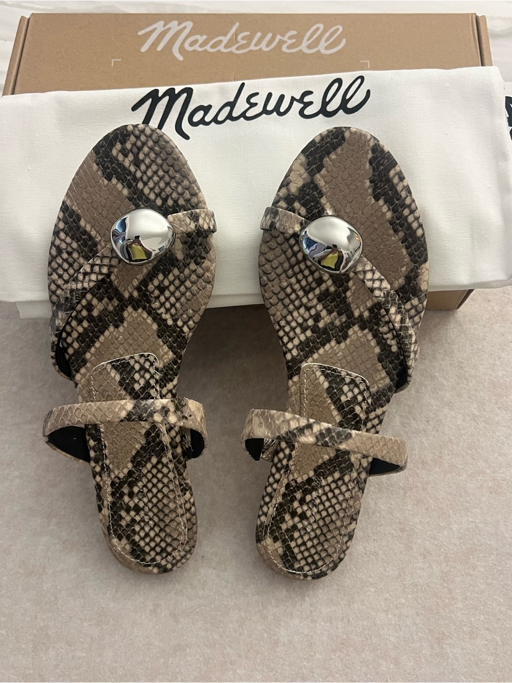 Madewell Mila Organic Hardware Thong Sandals Size 7 – Vintage Khaki Multi Leathe